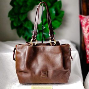 Dooney & Bourke Florentine Large Zip Barlow
